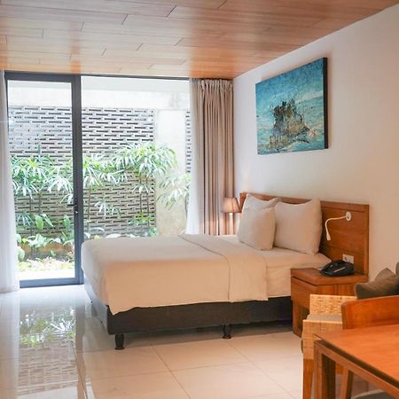 Nagomi Suites & Hotel Джакарта Екстериор снимка