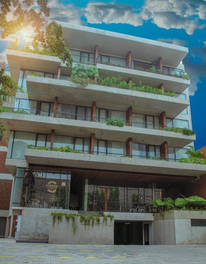 Nagomi Suites & Hotel Джакарта Екстериор снимка